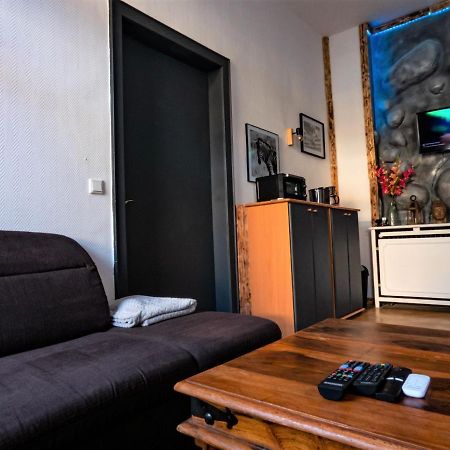 #213 Lux-Room - Zentrum Neuss - Naehe Duesseldorf Messe Mit Netflix & Prime Luaran gambar