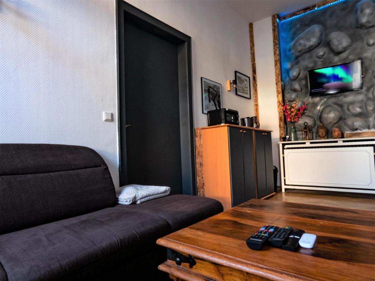 #213 Lux-Room - Zentrum Neuss - Naehe Duesseldorf Messe Mit Netflix & Prime Luaran gambar